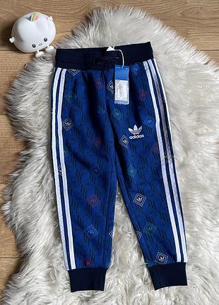 Спортивні штани adidas
