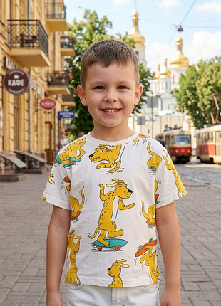 Цветная футболка