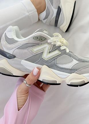 Уцінка кросівки new balance 9060