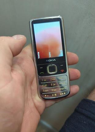 Nokia 6700 3