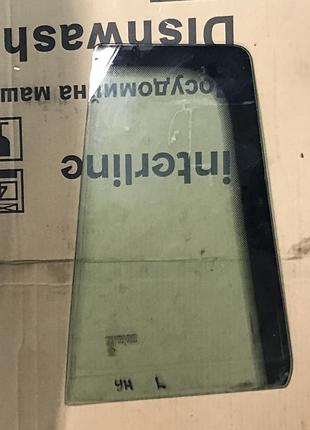 Б/у стекло глухое задней левой двери renault megane 2, 8200576694, 8200120605 универсал