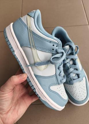 Оригинальные кроссовки nike