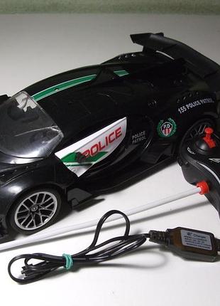 Продам машинку bugatti veyron 155 police patrol на радиоуправлении