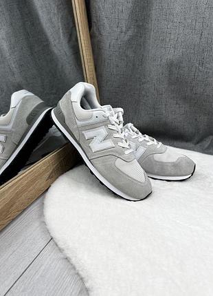 Оригінальні замшеві кросівки new balance 574 розмір 40