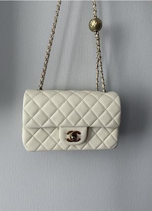 Сумка chanel в коже икре