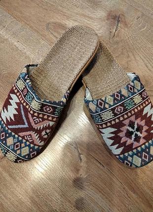 Лен,натуральная ткань, капцы, тапочки