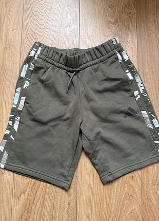 Шорти adidas 11-12років,152