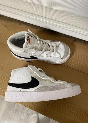 Кросівки кеди дитячі nike blazer 26 розмір