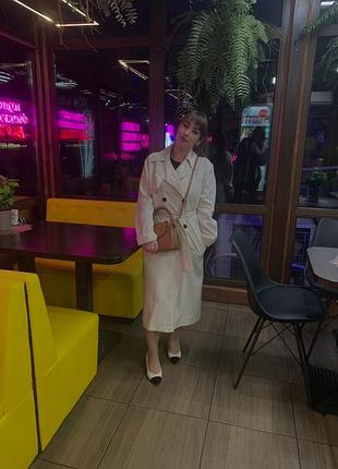 Тренч молочний primark