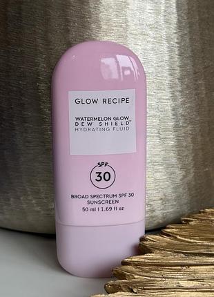 Glow recipe watermelon glow dew shield hydrating fluid spf 30 pa+++ — легкий зволожувальний сонцезахисний флюїд