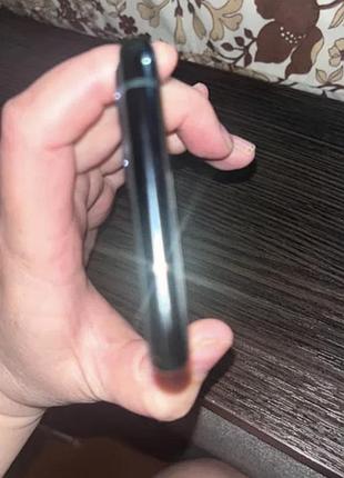 Продам свой телефон iphone 11 pro 4