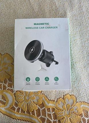 Автомобильный магнитный держатель с функцией беспроводной зарядки (magnetic wireless car charger).