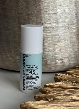 Сонцезахисний крем для обличчя спф 45peter thomas roth water drench broad spectrum spf 45 hyaluronic cloud moisturizer