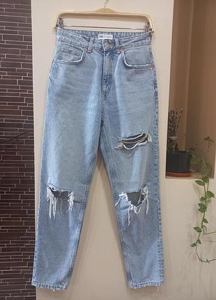 Голубые джинсы zara с разрезами