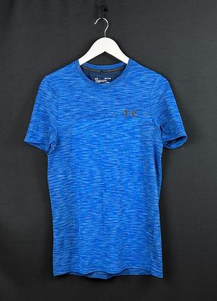 Футболка спортивная мужская under armour, s-m, состояние новой. оригинал.