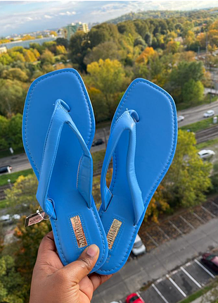 Нові шлепкі primark