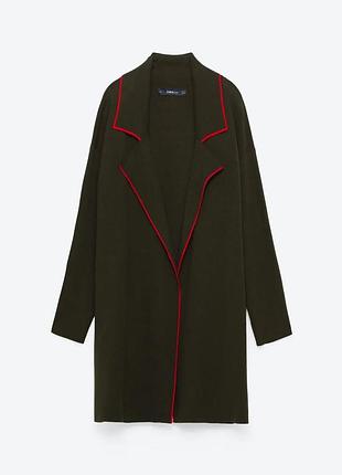 Подовжений трикотажний кардиган zara / легке пальто-манто з червоним кантом
