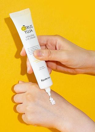 Срок годности до 09.2026 осветляющий крем для век farmstay citrus yuja vitalizing eye cream