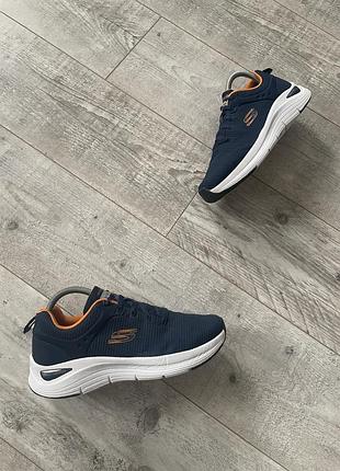 Кросівки skechers