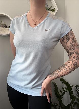 Спортивна футболка nike