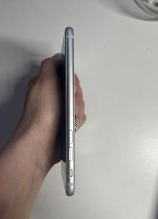 Iphone 8,silver,64гб 7