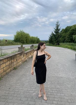Чорна сукня українського бренду