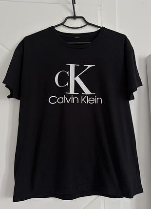 Футболка calvin klein