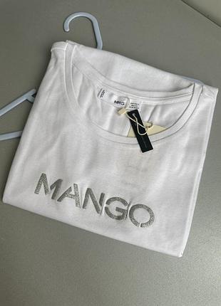 Біла футболка від mango