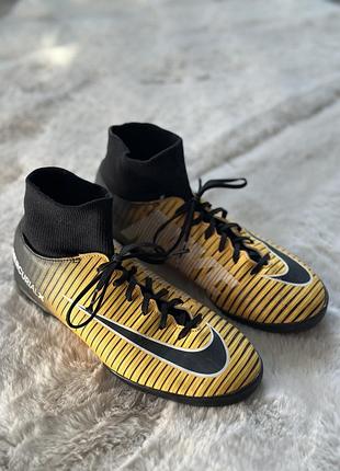 Футзалки nike на хлопчика