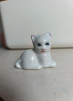 Вейд вимси, счастливая семья, семьи, полый кот, белый фарфоровый кот