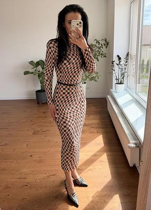 Стильна облягаюча сукня міді missguided🤎