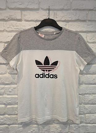 Футболка adidas на 11-12роков, 146-152см
