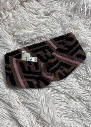 Оригінальна повязка на голову від fendi