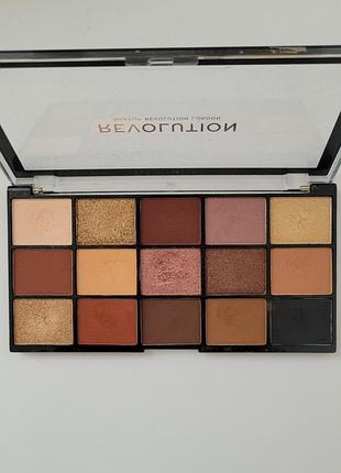 Палетка тіней makeup revolution re-loaded velvet rose