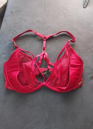 Новий бюст boux avenue