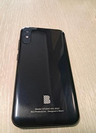 Чорний смартфон blu studio x10 8