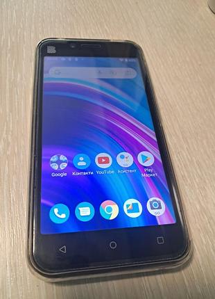 Чорний смартфон blu studio x10 5