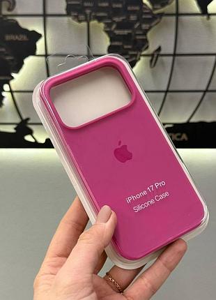 Чехол silicone case с микрофиброй для iphone 17 pro, качественный чехол-бампер с микрофиброй для айфон 17 про (фуксия)