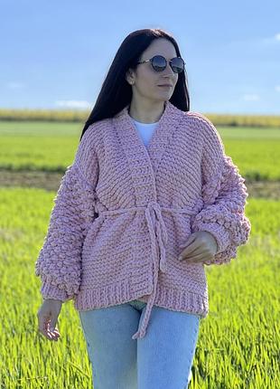 Вʼяжу плюшеві кардигани для жінок, чоловіків та дітей 🧶