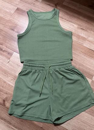 Костюм з шортами shein