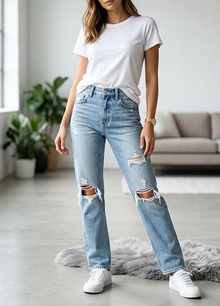 Mom джинсы zara с дырками