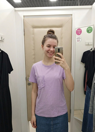 Сиреневая футболка от zara с нюансом