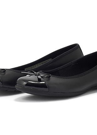 Кожаные детские балетки clarks черного цвета