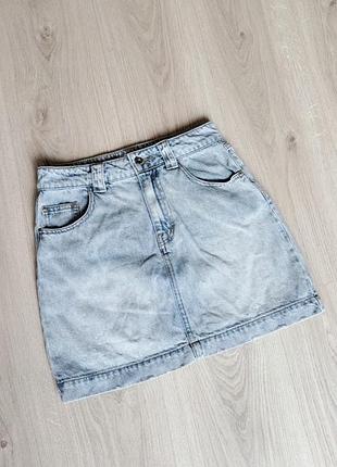 Джинсовая мини юбка джинсовая размер xs reserved denim
