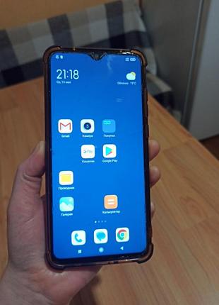 Продам xiaomi redmi note 8 pro 6/128 gb на экране защитное стекло, работает нормально,батарею держит сутки при активном использовании