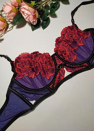 Красивий бюстгалтер на кісточках з вишивкою ann summers, eur 80b
