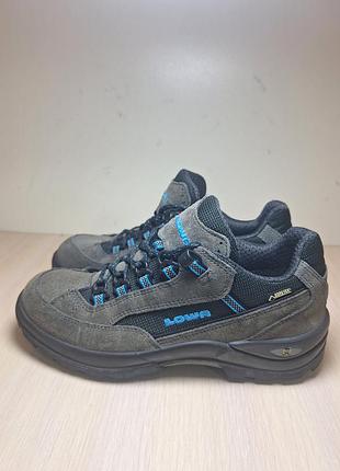 Кросівки lowa gore-tex