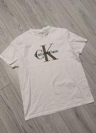 Чоловіча футболка calvin klein