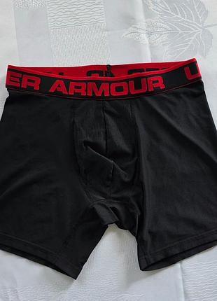 Спортивные мужские трусы боксеры.under armor оригинал
размер м