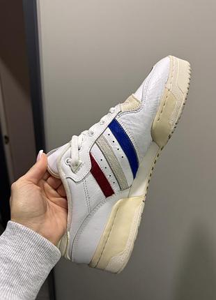 Продам чоловічі кросівки adidas